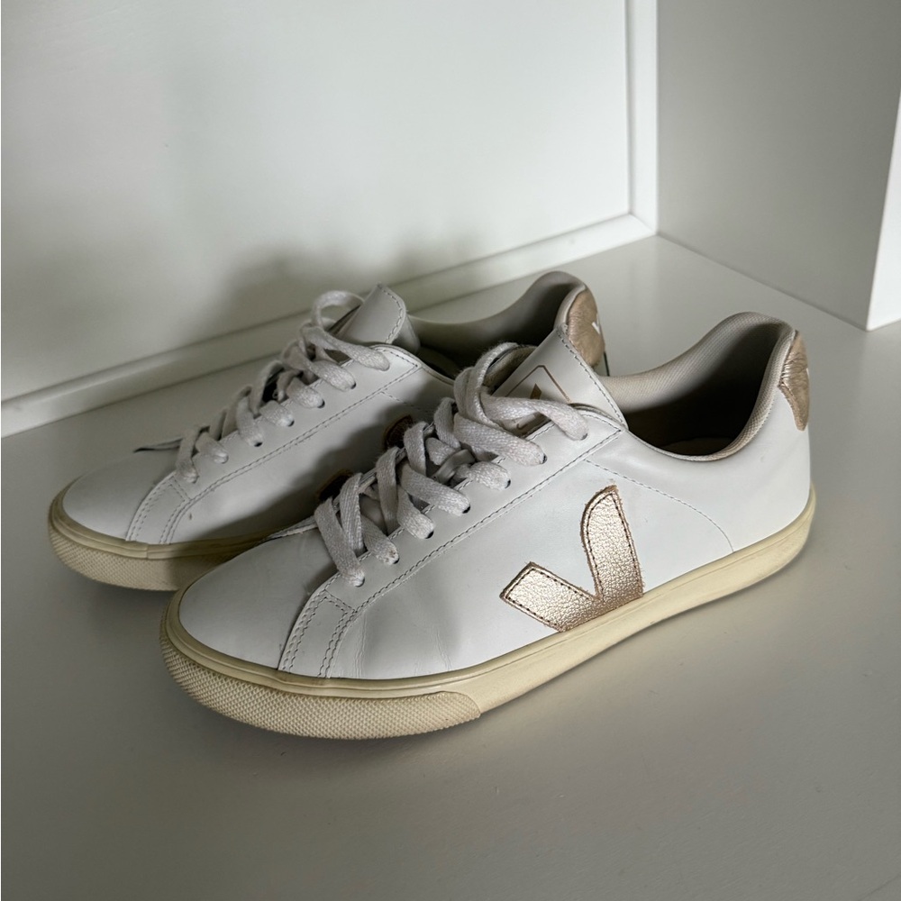 Veja Cream and Tan Sneakers - Picture 6 of 15